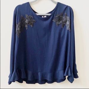 LC Laura Conrad Top Navy with Roses Size Large